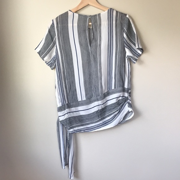 Striped asymmetrical top with side bow detail - Picture 2 of 7